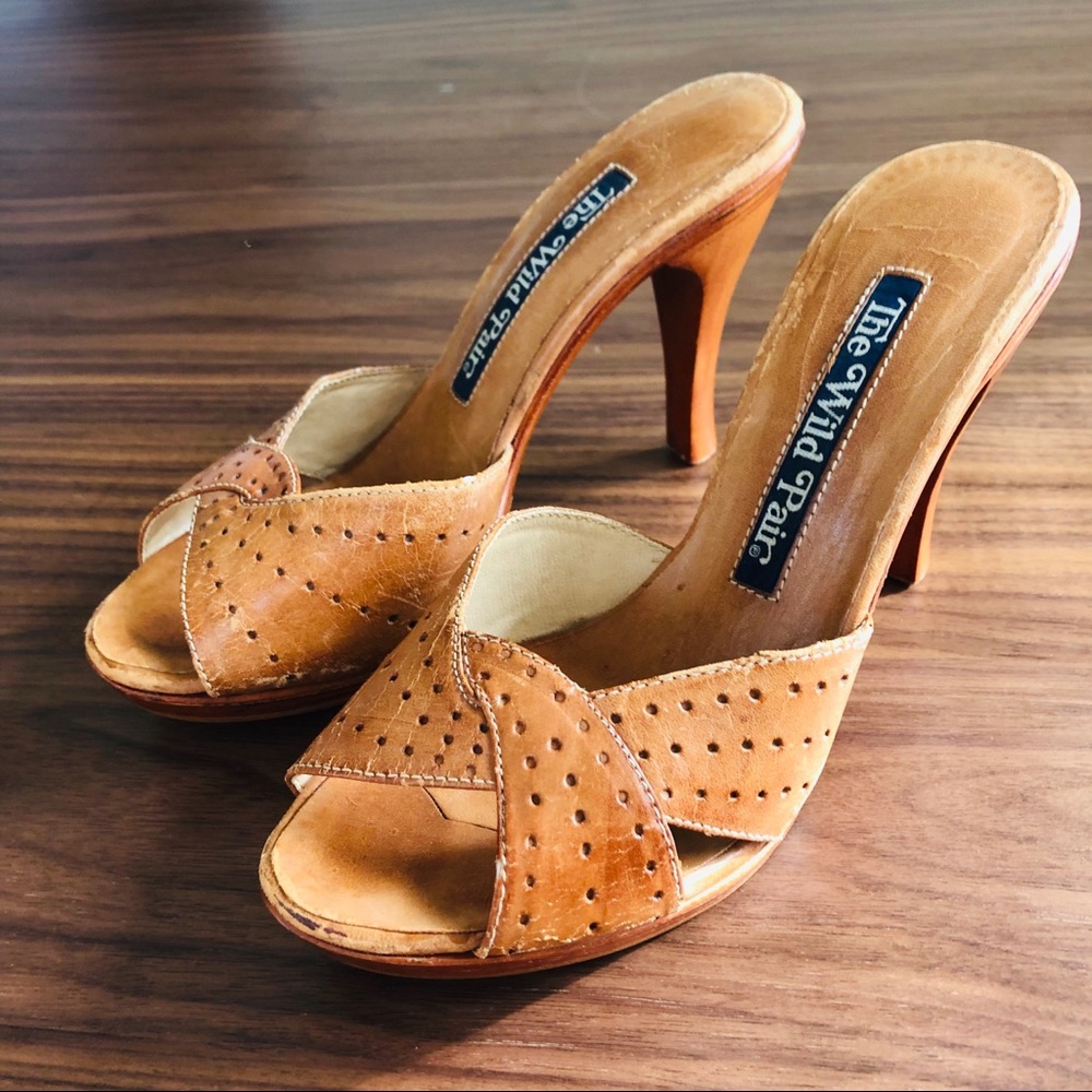 VINTAGE 70s 80s Wild Pair Leather Heels Sandals